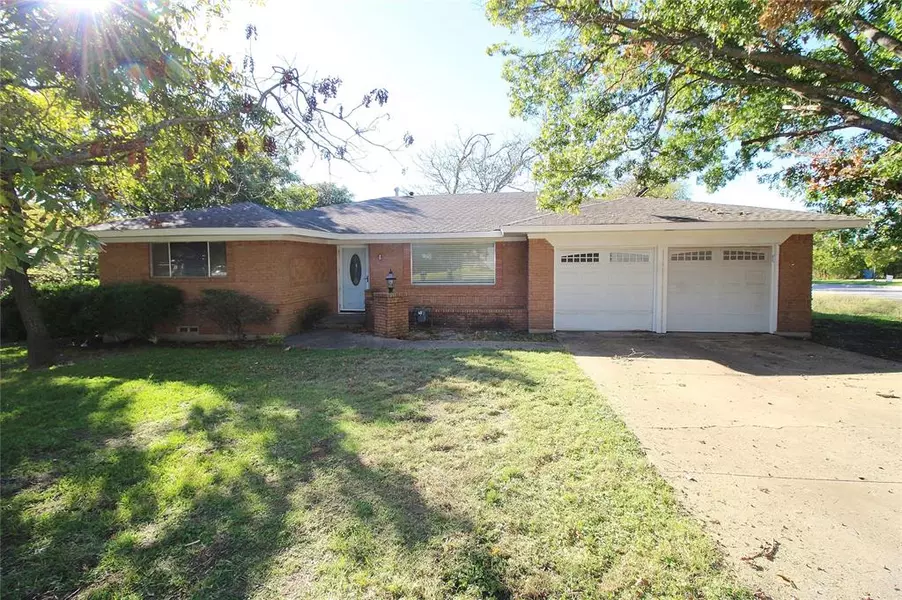 111 S 1st Street, Midlothian, TX 76065