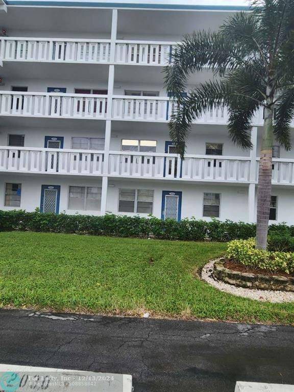 Boca Raton, FL 33434,2032 Exeter B  #2032