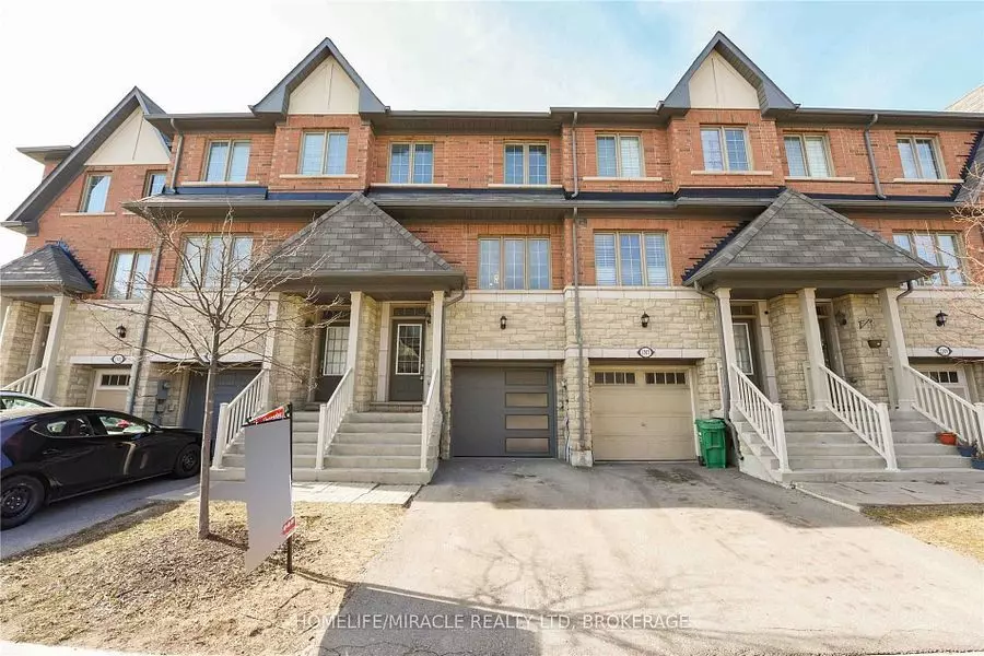 Mississauga, ON L5V 0E1,1305 Granrock CRES