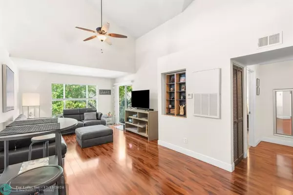 Delray Beach, FL 33445,1885 Palm Cove Blvd  #10-304