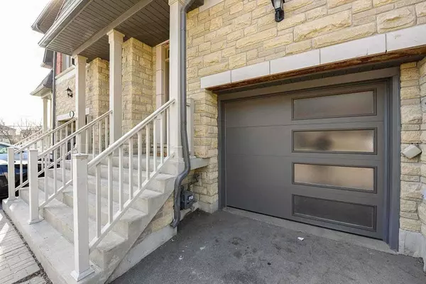 Mississauga, ON L5V 0E1,1305 Granrock CRES