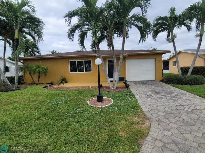 3670 Joseph Dr, West Palm Beach, FL 33417