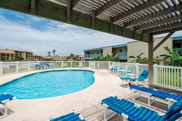 Port Aransas, TX 78373,810 Banyan Beach Dr #126