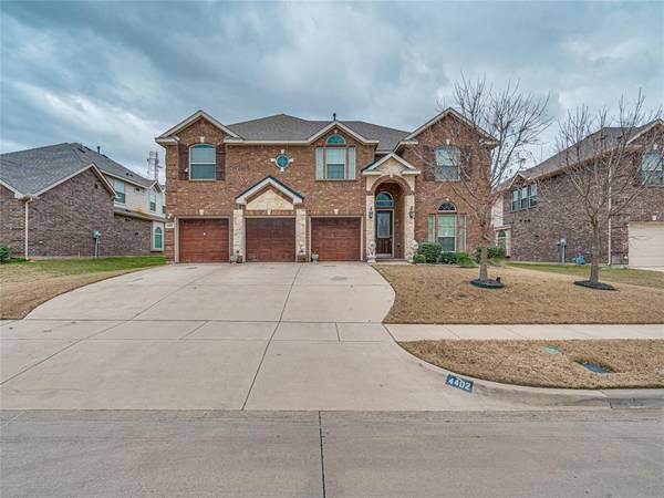 4402 Woodcrest Lane, Mansfield, TX 76063