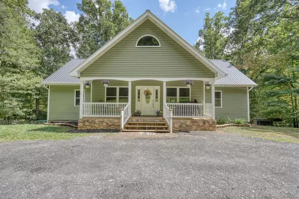 Hayesville, NC 28904,215 Rhodemont Trail