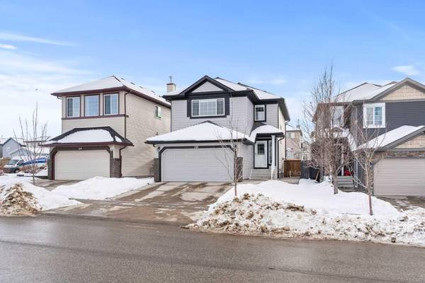 210 Saddlemont BLVD Northeast, Calgary, AB T3J 5E5