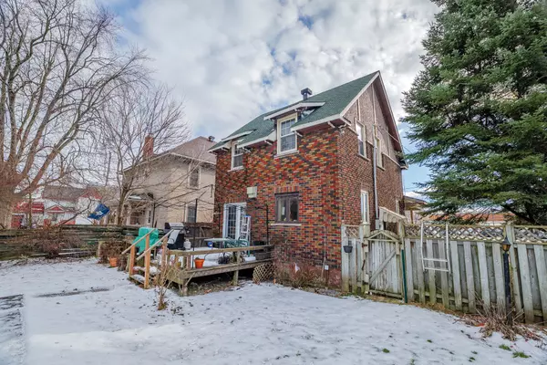 Cornwall, ON K6H 2J1,239 4th ST E