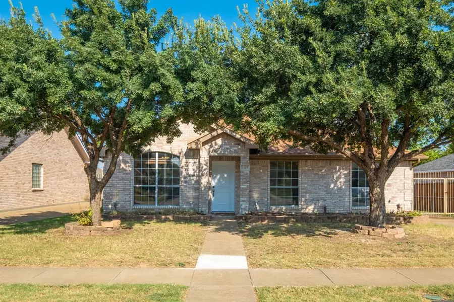 1120 Canyon Ridge, Cedar Hill, TX 75104