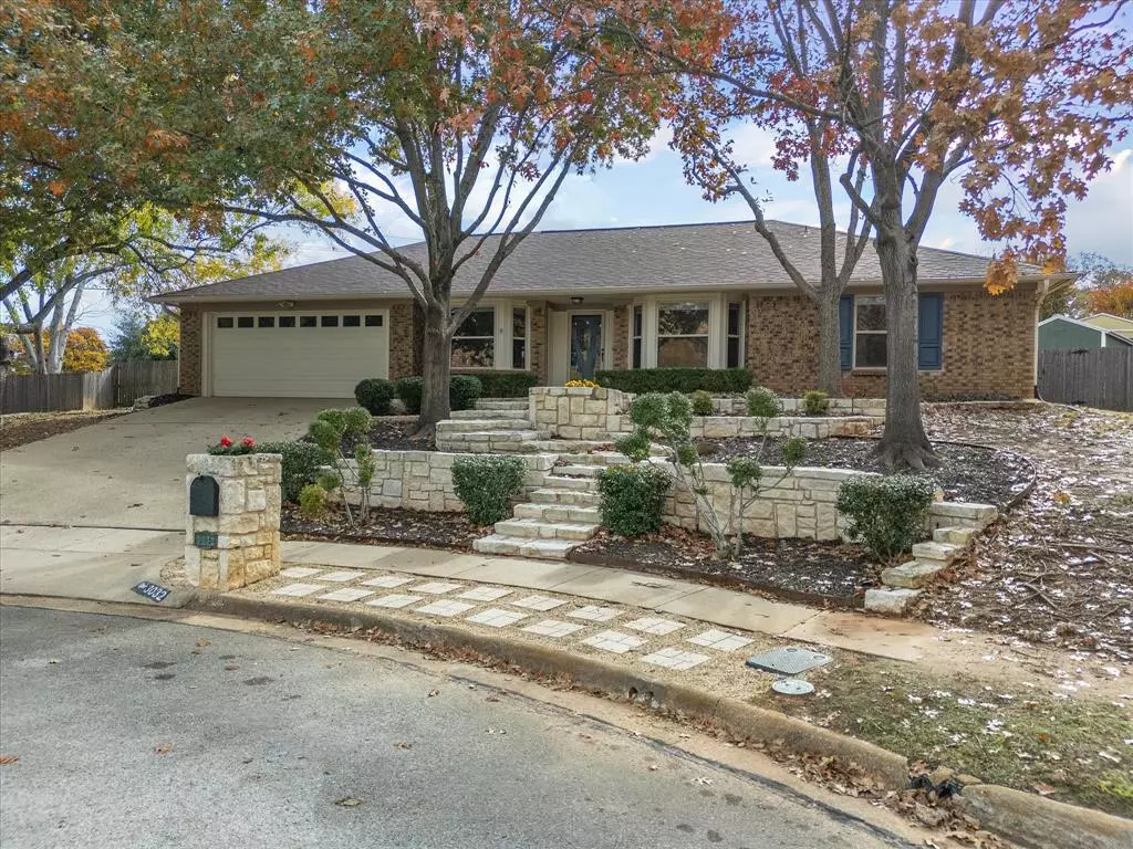 Bedford, TX 76021,3032 Scenic Hills Court