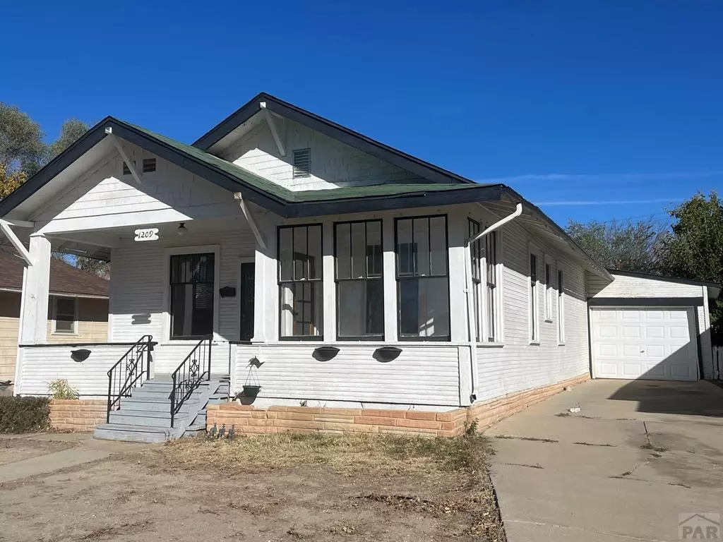 Pueblo, CO 81001,1209 E 11th St