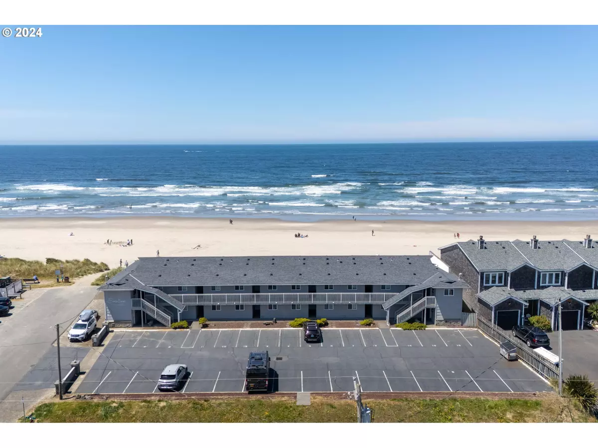 Rockaway Beach, OR 97136,137 S PACIFIC ST #13