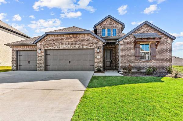 1314 Parkdale Street, Forney, TX 75126