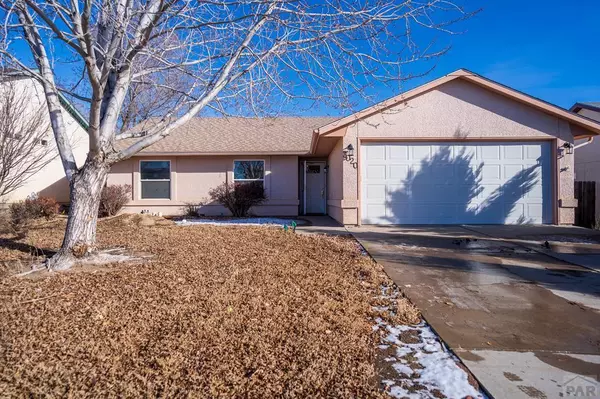 3020 Adrian Ave, Pueblo, CO 81008