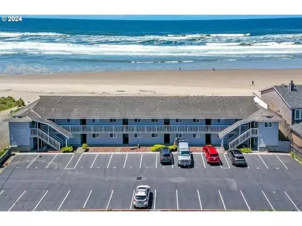 Rockaway Beach, OR 97136,137 S PACIFIC ST #13