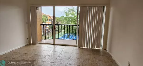 Coral Springs, FL 33067,8821 Wiles Rd  #306