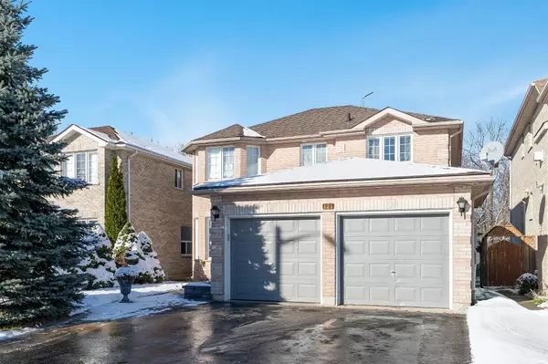 121 Nicholson DR, Barrie, ON L4N 0B2