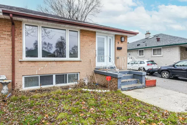 Brampton, ON L6T 2N8,9 Aloma CRES