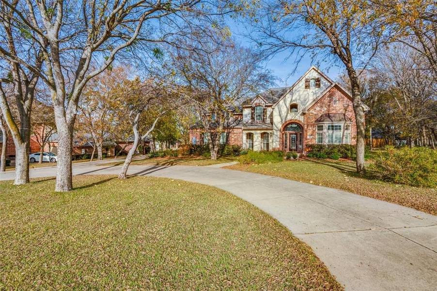 2729 Wood Lake Drive, Cedar Hill, TX 75104