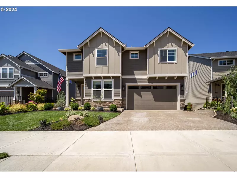 177 W TAYLOR CT, Newberg, OR 97132