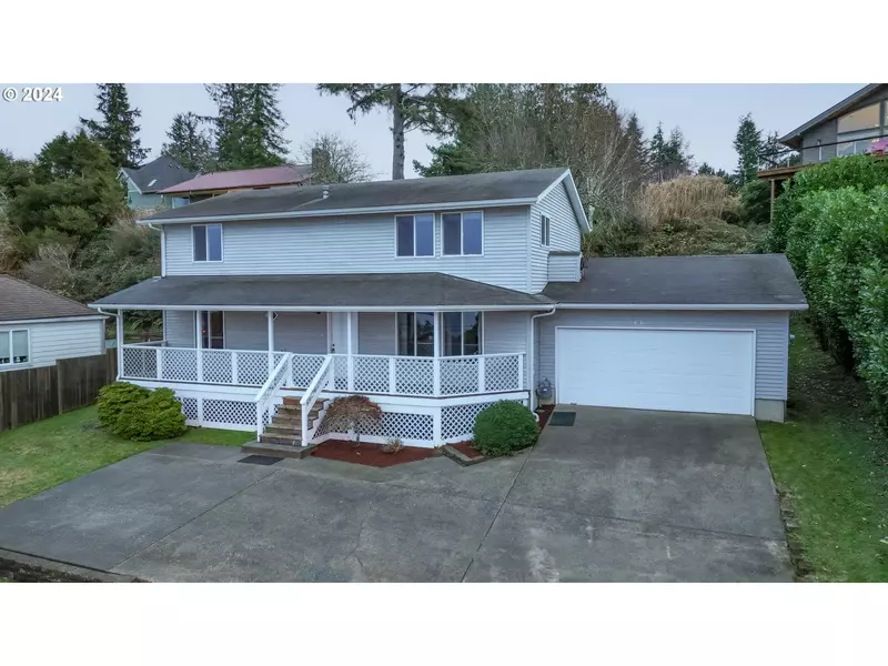 1001 LEXINGTON AVE, Astoria, OR 97103