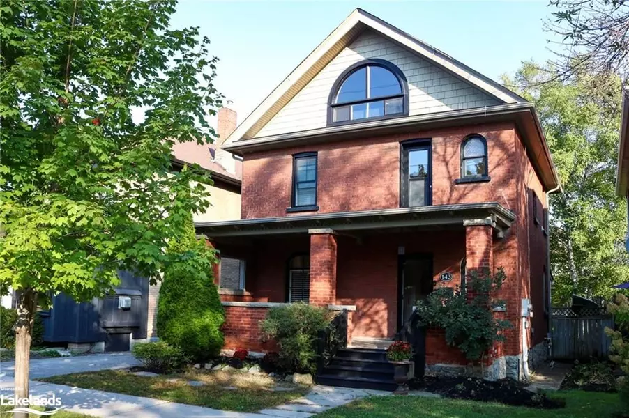 143 FOURTH ST W, Collingwood, ON L9Y 1R6