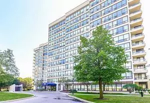 12 Laurelcrest ST #804, Brampton, ON L6S 5Y4