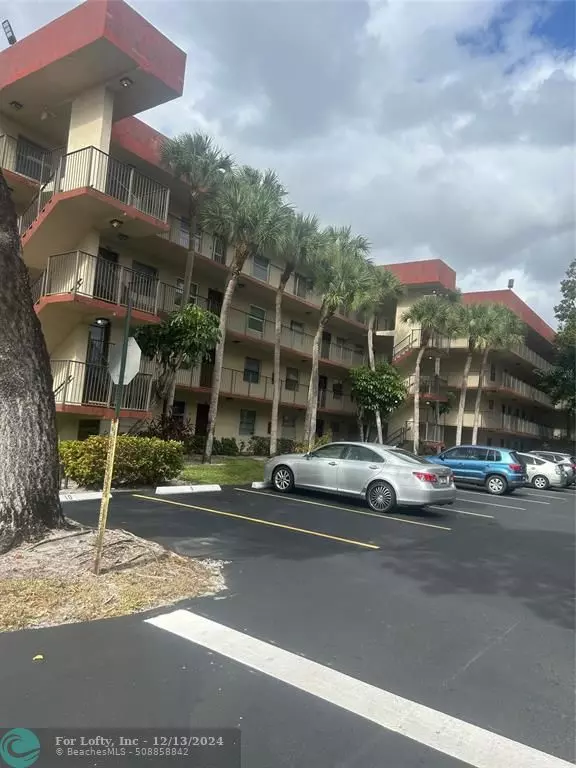 Lauderdale Lakes, FL 33319,3341 NW 47th Ter  #104