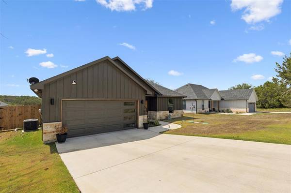 Granbury, TX 76048,5518 Firewood Trail