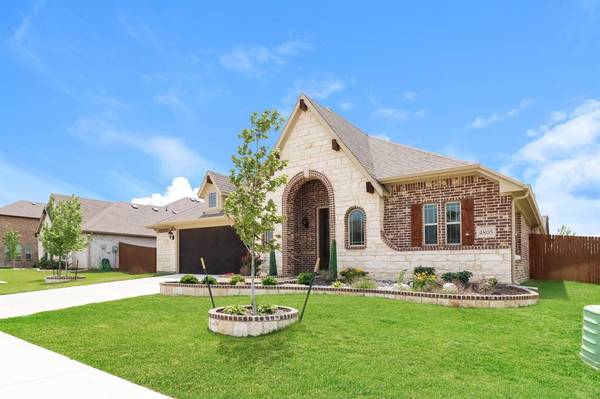 4805 Windfern Way, Midlothian, TX 76065