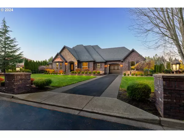 220 RIVER CLUB DR, Roseburg, OR 97471