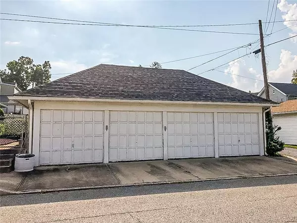 534 Kurtz Street #Garage, Catasauqua Borough, PA 18032