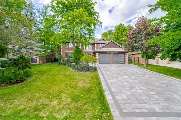 Mississauga, ON L5H 4H5,1645 Chesbro CT