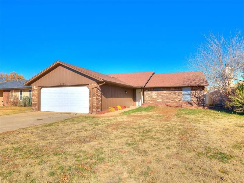 10235 Fairfax Lane, Yukon, OK 73099