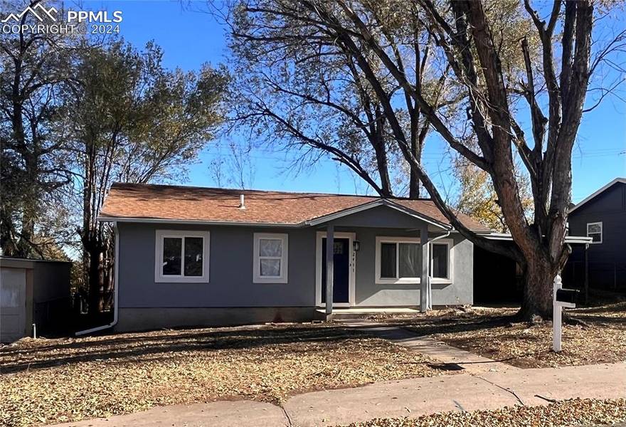 2411 Shaw AVE, Colorado Springs, CO 80905