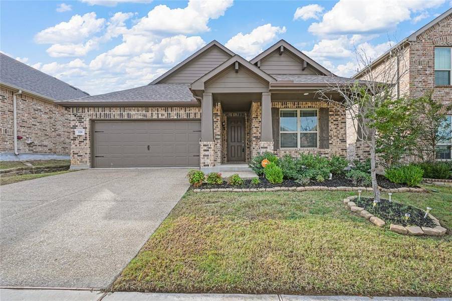 320 Lexington Avenue, Melissa, TX 75454