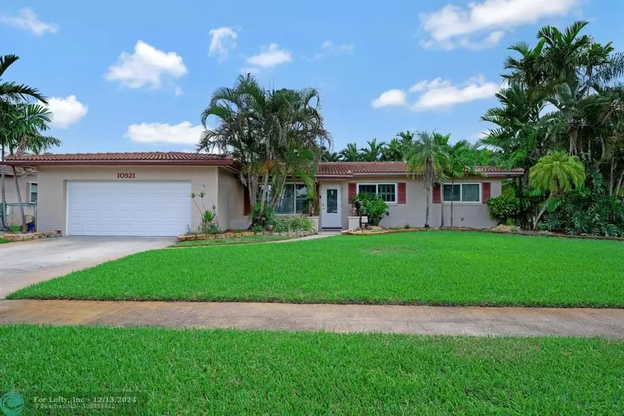 10921 NW 16th St, Pembroke Pines, FL 33026