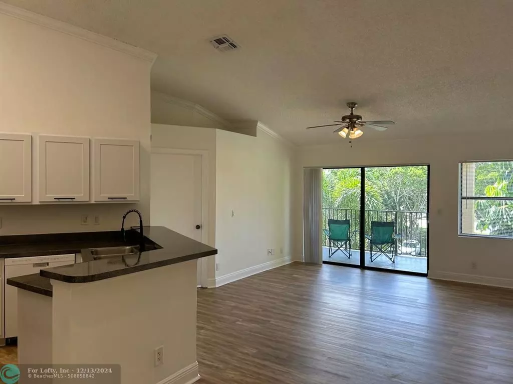 Sunrise, FL 33322,9999 Summerbreeze Dr  #105