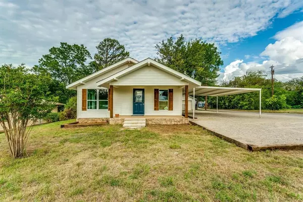 Jacksboro, TX 76458,202 S 7 Street