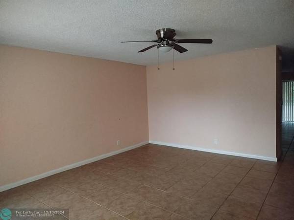 11441 NW 38 ST, Coral Springs, FL 33065