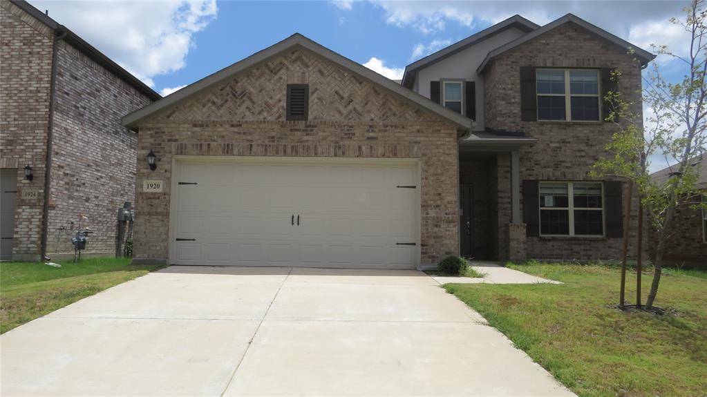 1920 Blackbrush Drive, Royse City, TX 75189