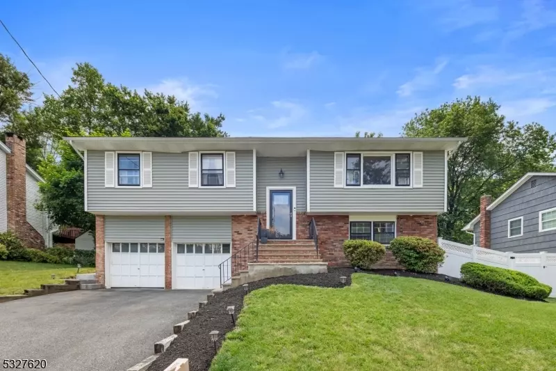 39 Tremont Ter, Wanaque Boro, NJ 07465