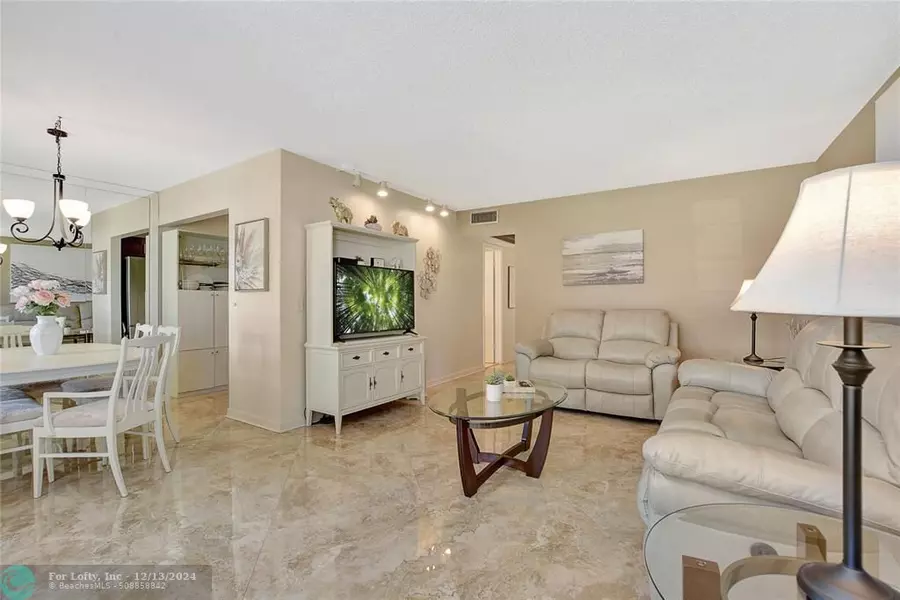 495 Tilford  #W, Deerfield Beach, FL 33442