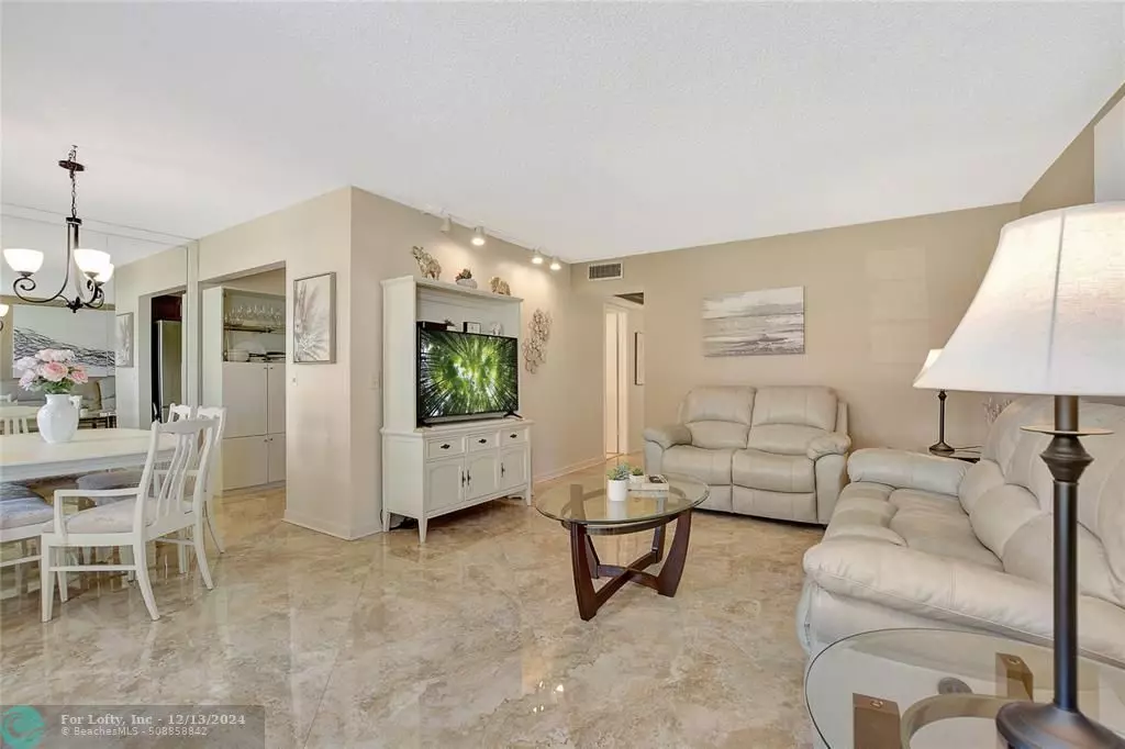 Deerfield Beach, FL 33442,495 Tilford  #W