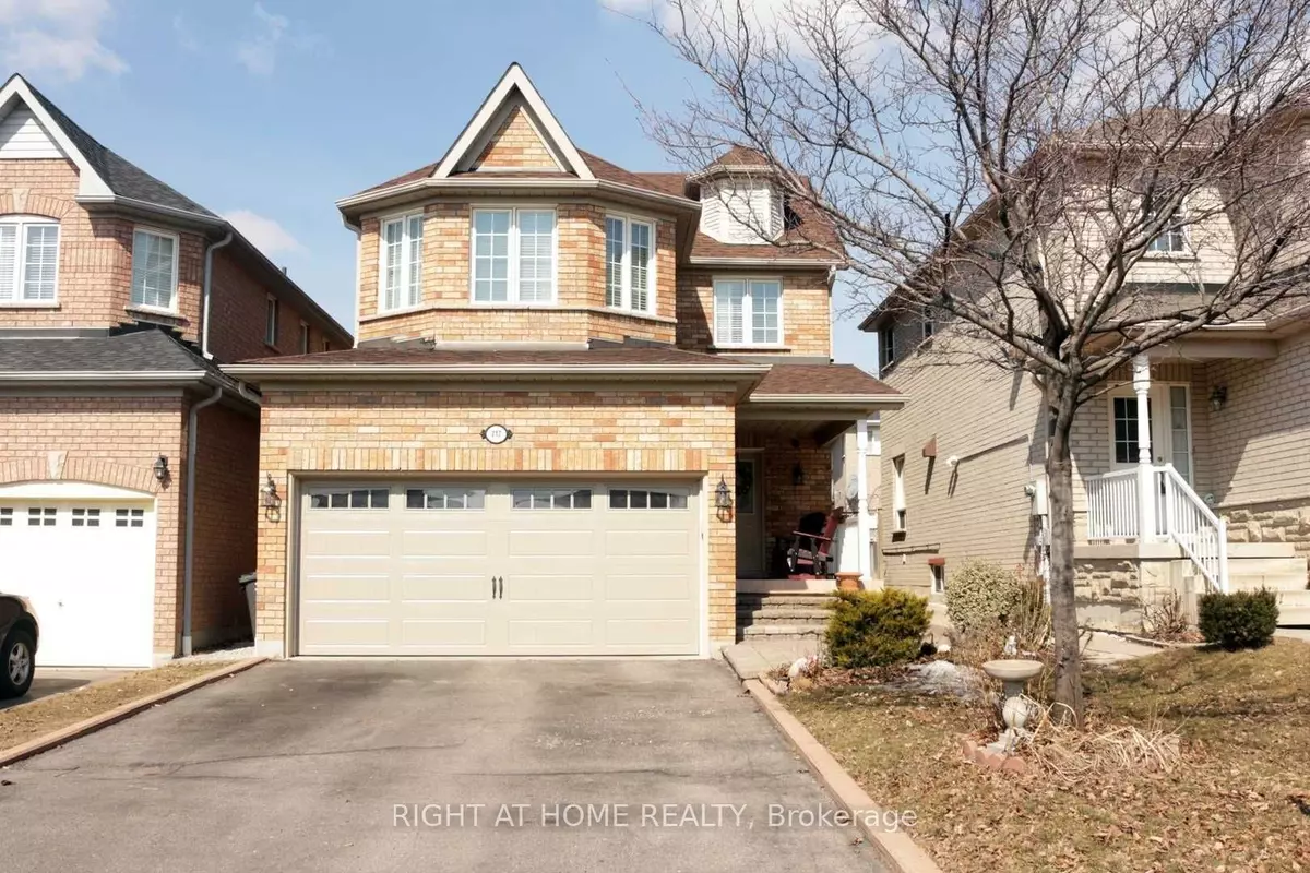 Mississauga, ON L5W 1L4,717 Salinger CT