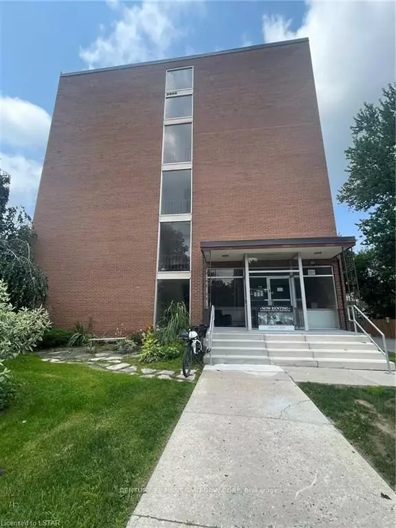 London, ON N6C 1E8,227 Cathcart ST #606