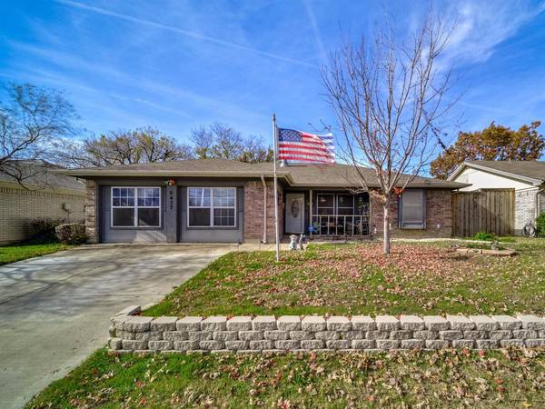 6437 Whitley Road, Watauga, TX 76148