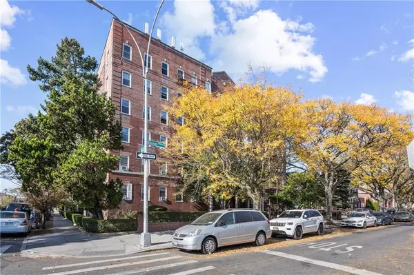 1500 Ocean Pkwy #1L, Brooklyn, NY 11230