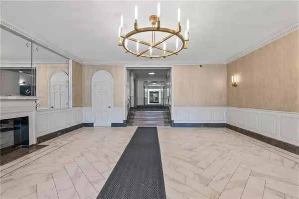 Brooklyn, NY 11230,1500 Ocean Pkwy #1L