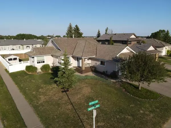 Camrose, AB T4V 4L3,11 parkview estates EST