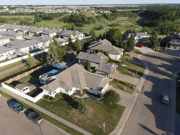 Camrose, AB T4V 4L3,11 parkview estates EST